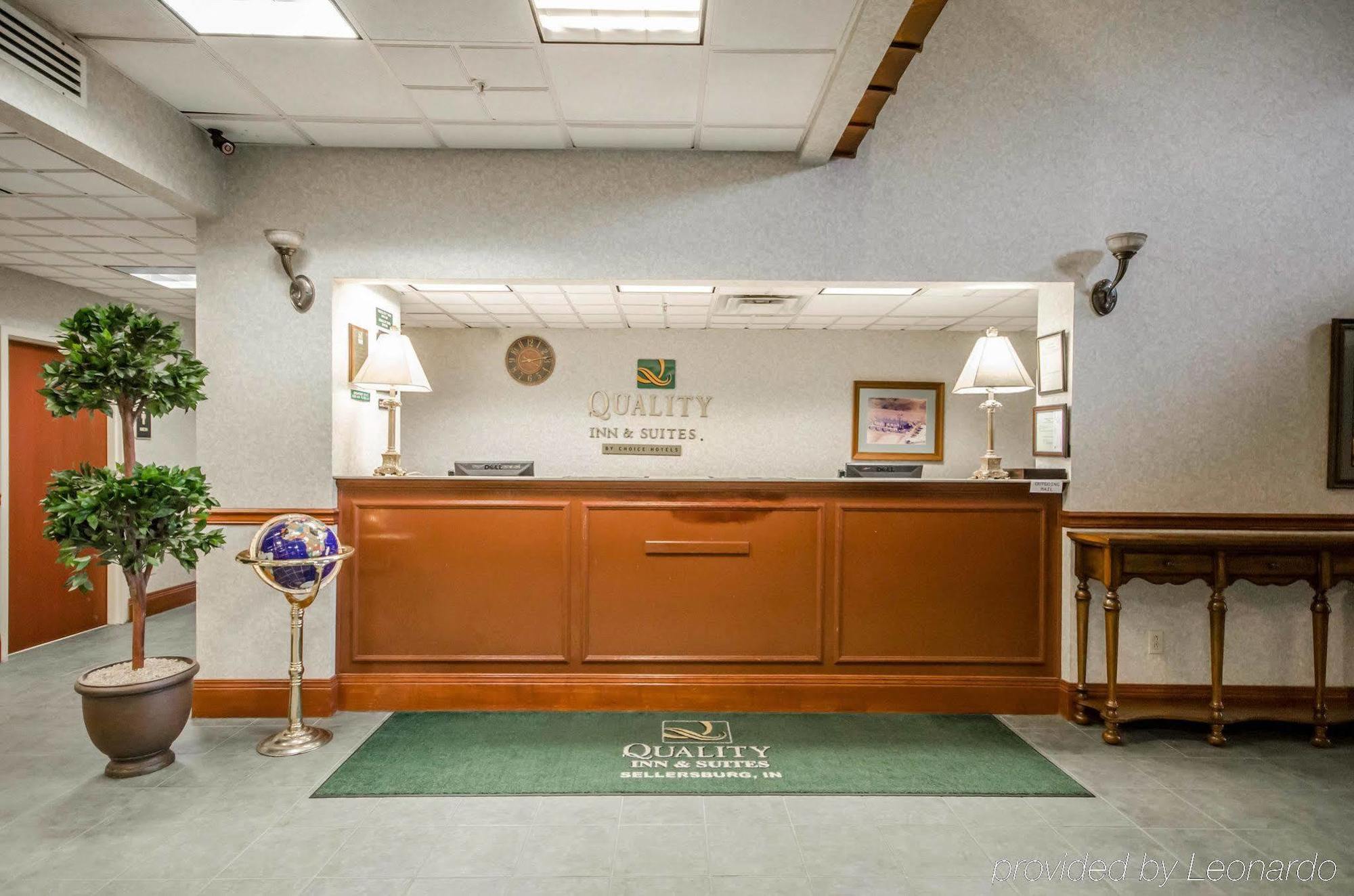 Quality Inn & Suites Sellersburg Dış mekan fotoğraf